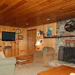 26 Deer Den